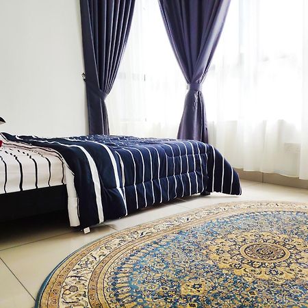 Netflix# Conezion Ioi Resort City By Salaam Suites Putrajaya Kültér fotó