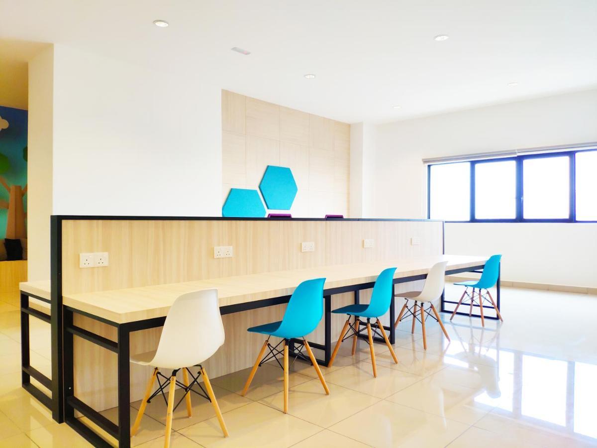 Netflix# Conezion Ioi Resort City By Salaam Suites Putrajaya Kültér fotó