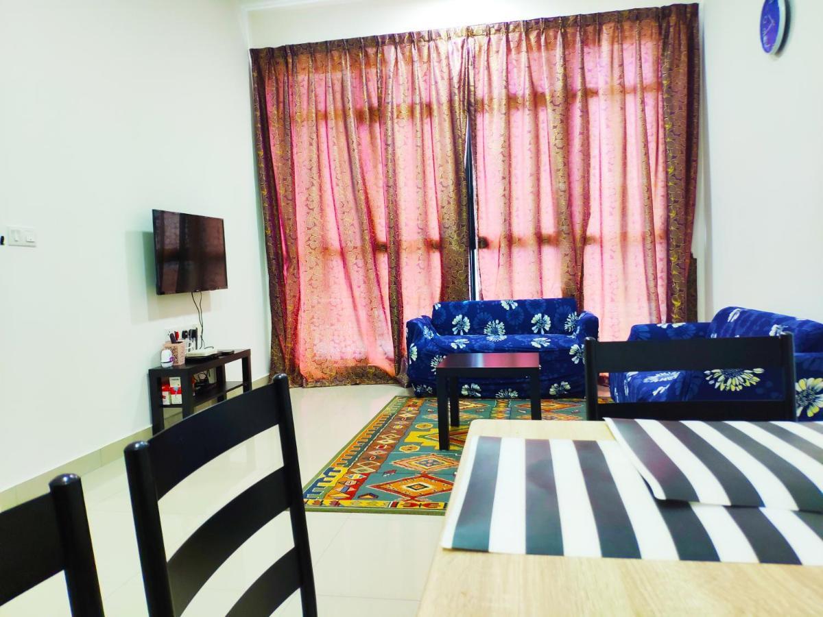 Netflix# Conezion Ioi Resort City By Salaam Suites Putrajaya Kültér fotó