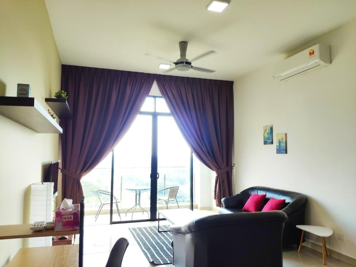 Netflix# Conezion Ioi Resort City By Salaam Suites Putrajaya Kültér fotó