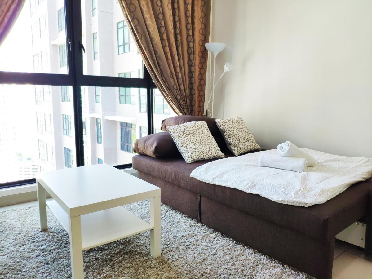 Netflix# Conezion Ioi Resort City By Salaam Suites Putrajaya Kültér fotó