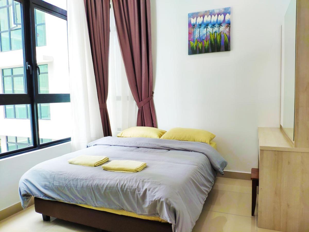 Netflix# Conezion Ioi Resort City By Salaam Suites Putrajaya Kültér fotó