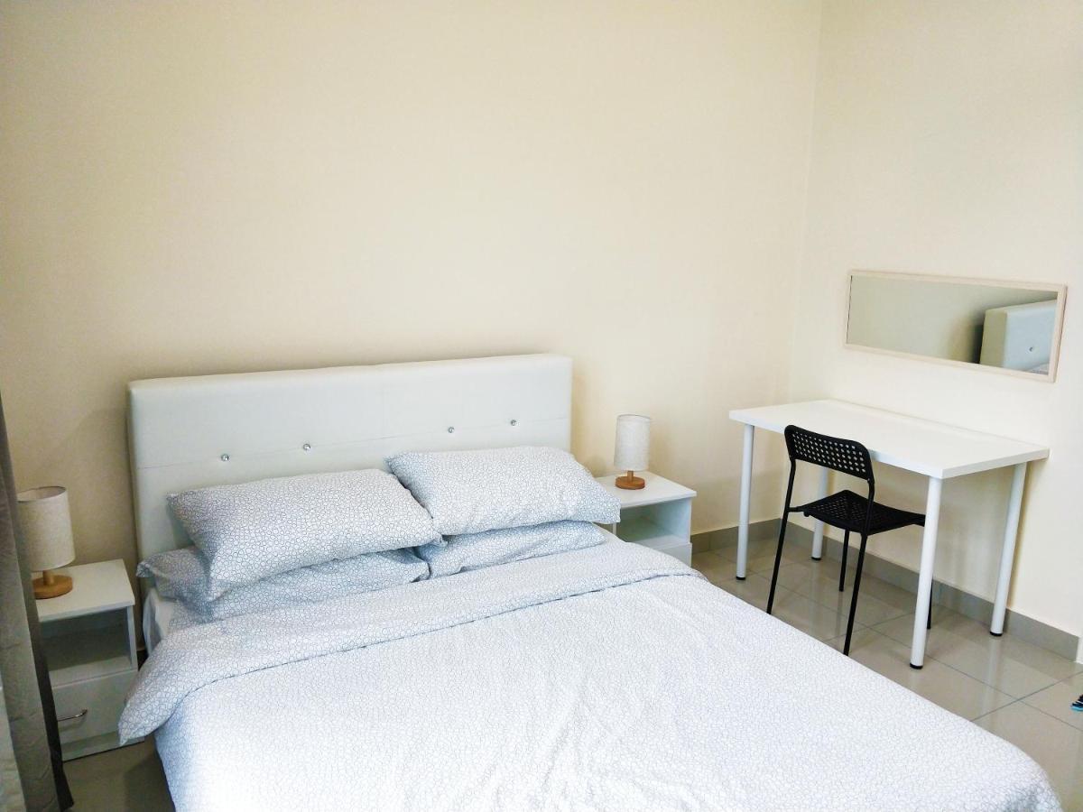 Netflix# Conezion Ioi Resort City By Salaam Suites Putrajaya Kültér fotó