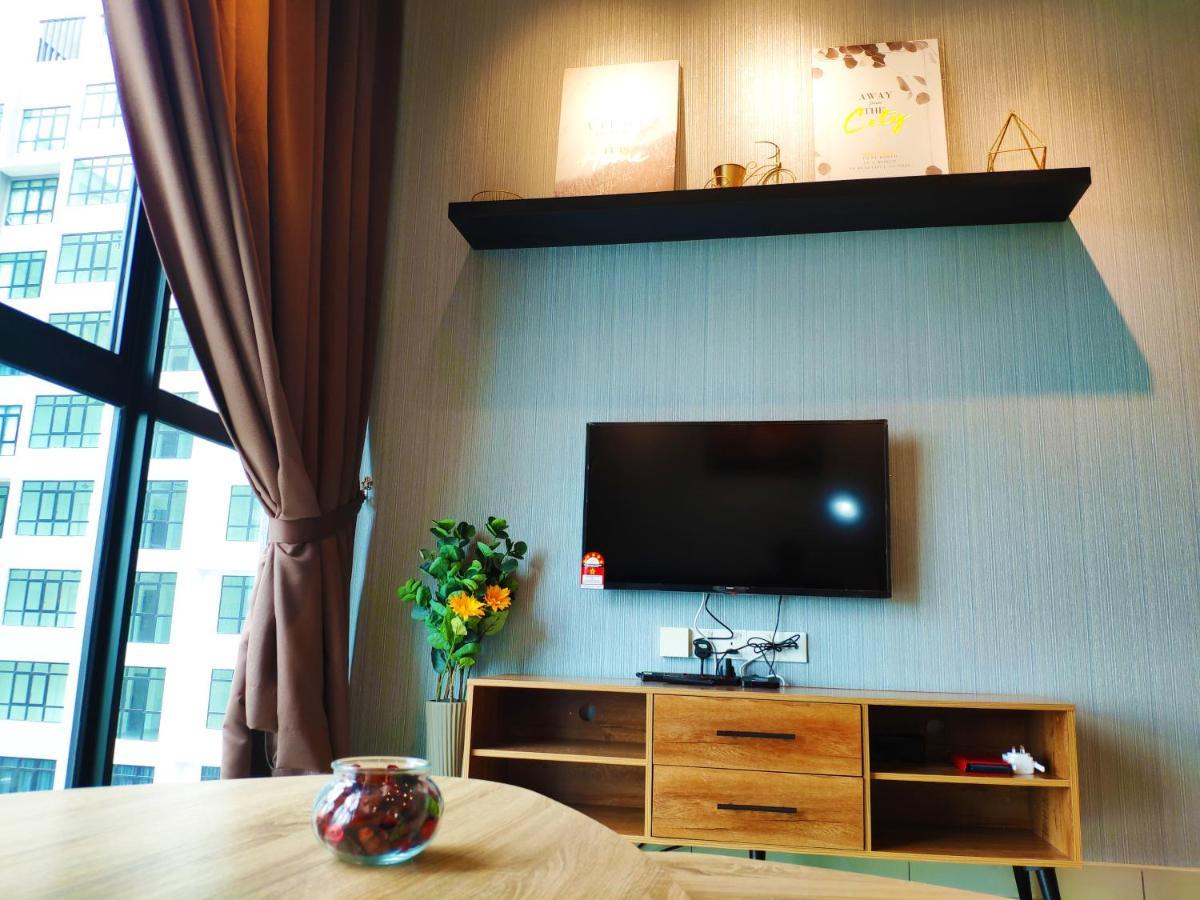Netflix# Conezion Ioi Resort City By Salaam Suites Putrajaya Kültér fotó