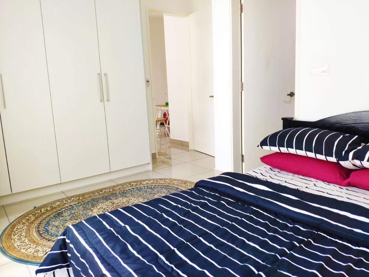 Netflix# Conezion Ioi Resort City By Salaam Suites Putrajaya Kültér fotó